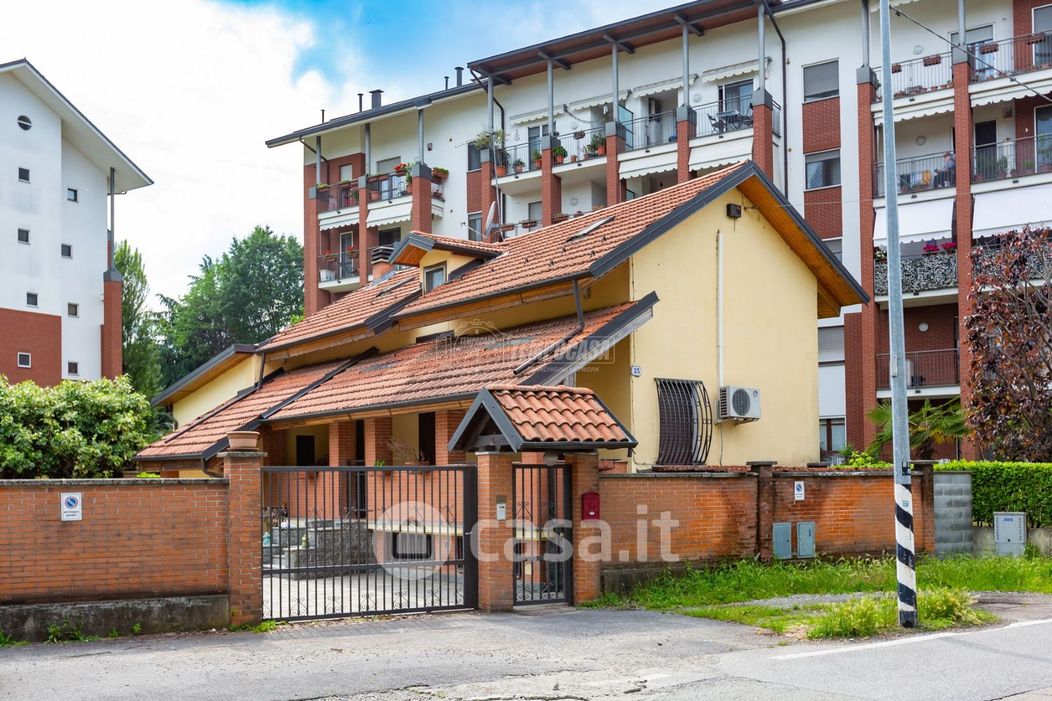 Casa indipendente in Vendita in Strada Comunale da Bertolla all'Abbadia di Stura a Torino