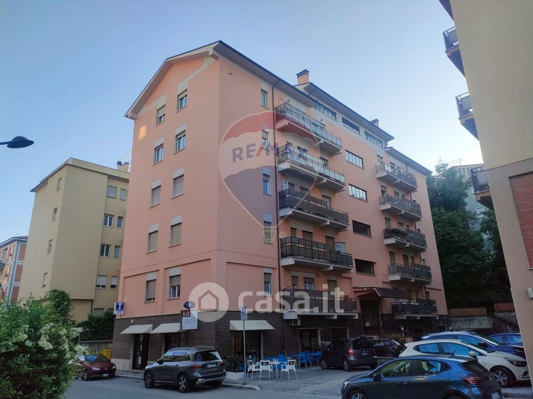 Appartamento in Vendita in Via Strinella 37 a L'Aquila
