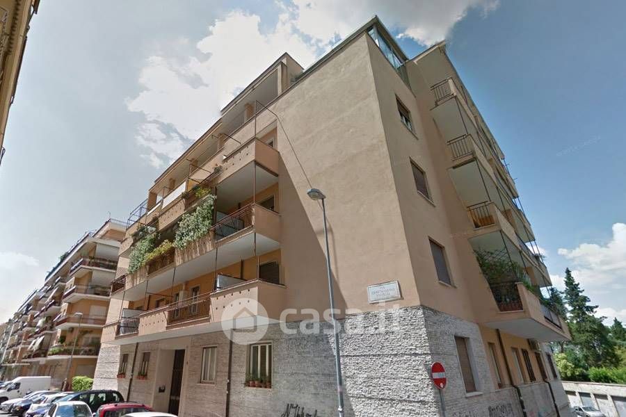 Appartamento in Vendita in Via Ermenegildo Pistelli 4 a Roma