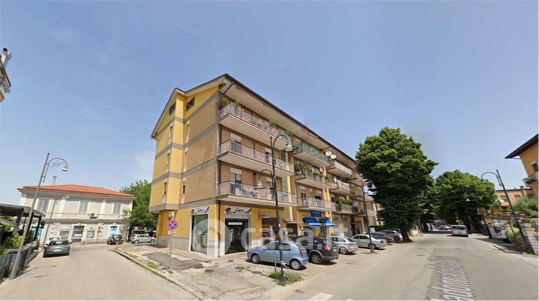 Appartamento in Vendita in Via Madonna della Neve 71 a Frosinone
