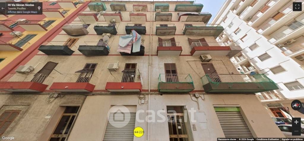 Appartamento in Vendita in Via Giovan Giovine a Taranto