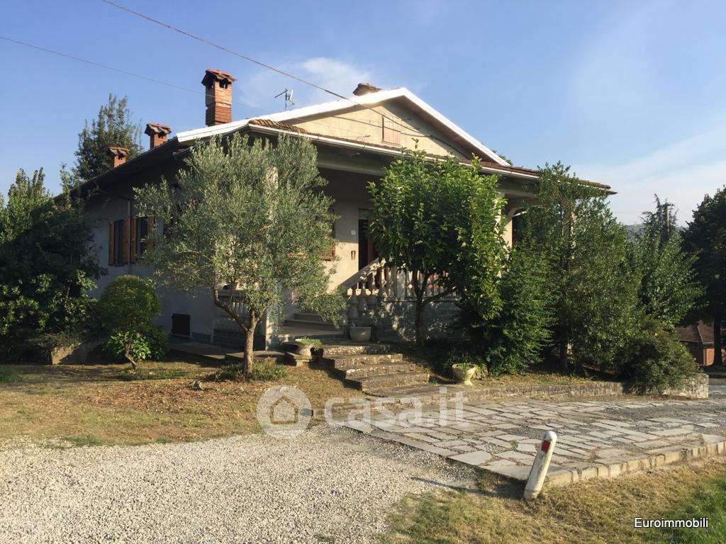 Casa Bi/Trifamiliare in Vendita in Via Garibaldi a Neviano degli Arduini