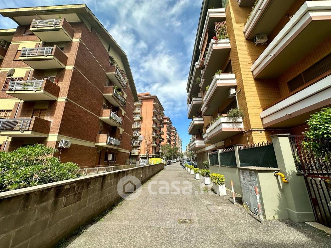 Appartamento in Vendita in Via Franco Bartoloni 47 a Roma