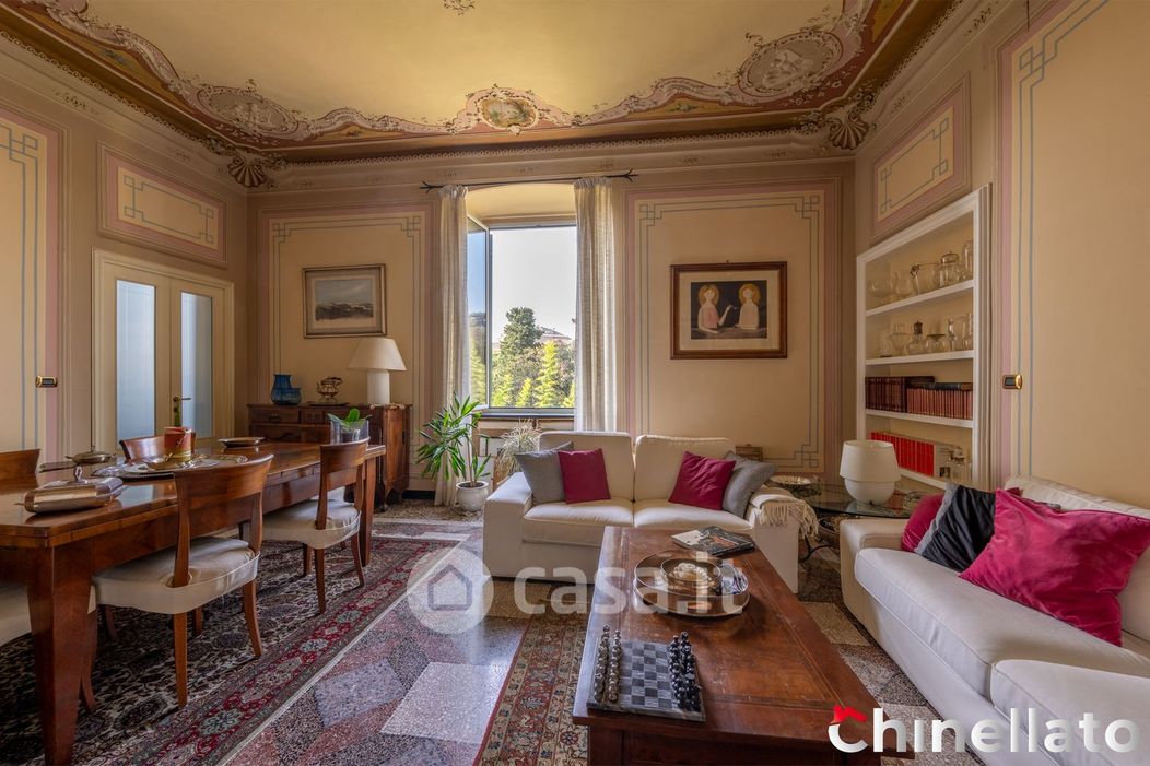 Appartamento in Vendita in Corsica a Genova