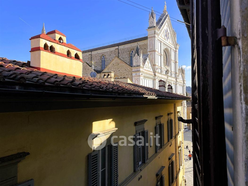 Appartamento in Vendita in Piazza di Santa Croce 2 a Firenze