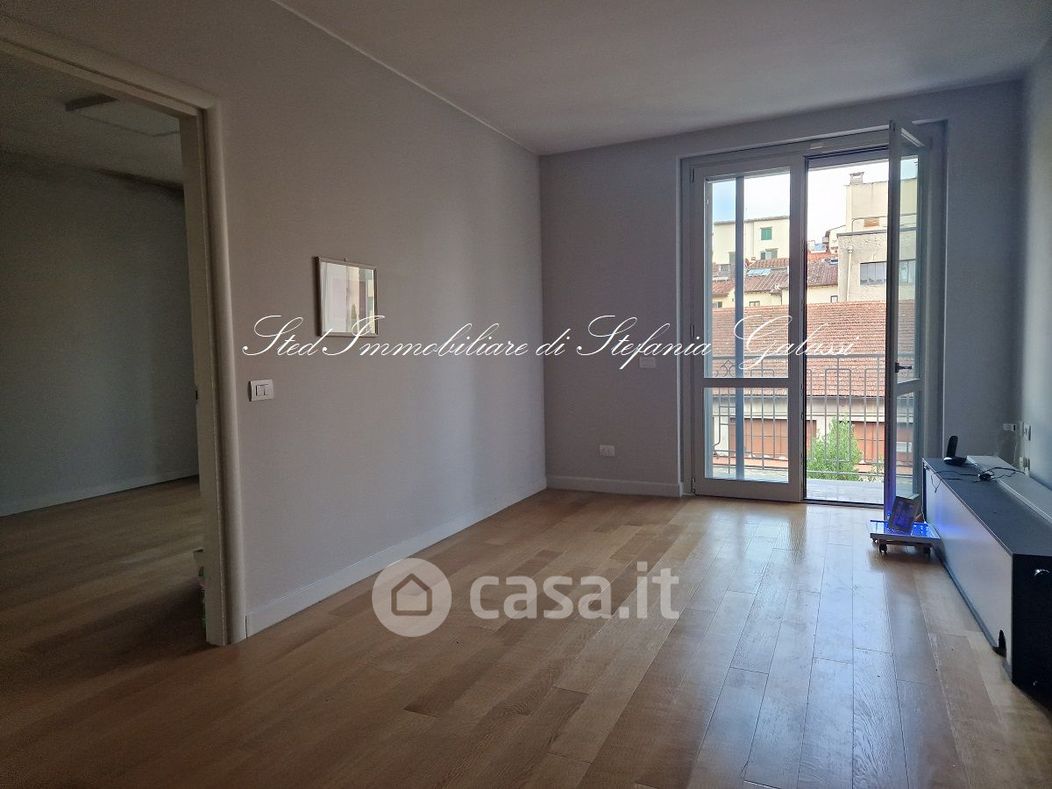 Appartamento in Vendita in Via Faenza 20 a Firenze