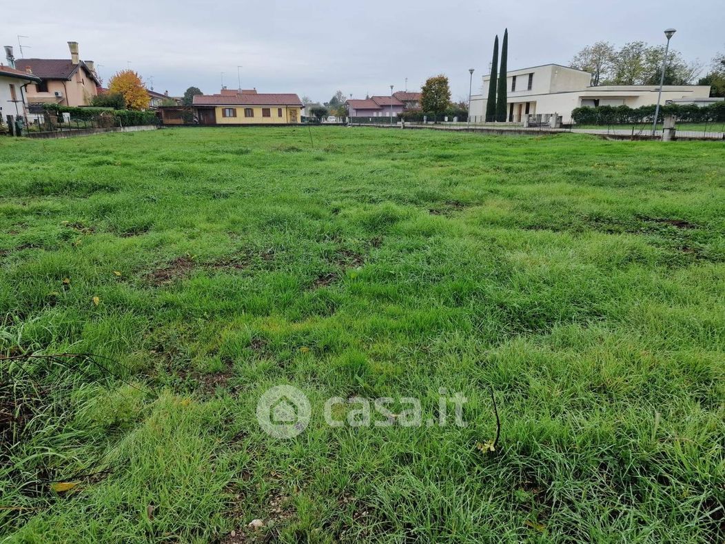 Terreno edificabile in Vendita in Via San Pio X a Breda di Piave