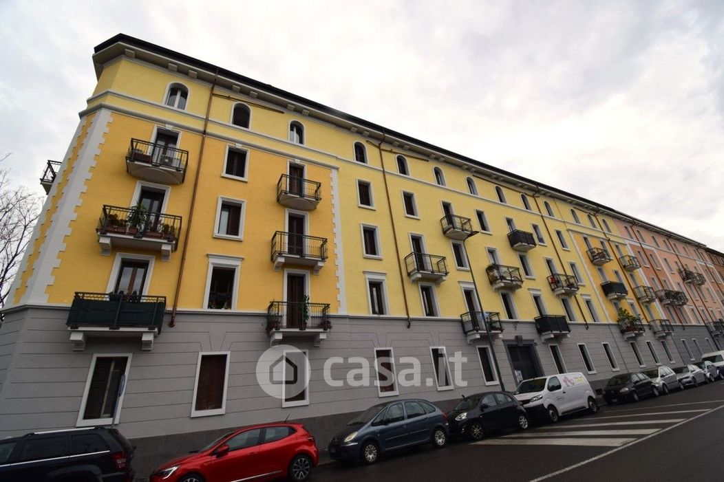 Appartamento in Vendita in Via Giovanni Battista Sammartini 65 a Milano