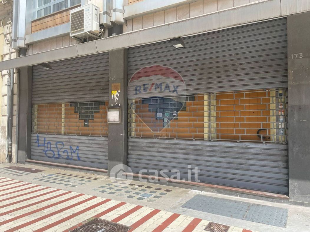 Negozio/Locale commerciale in Vendita in Corso Vittorio Emanuele II 173 a Bari