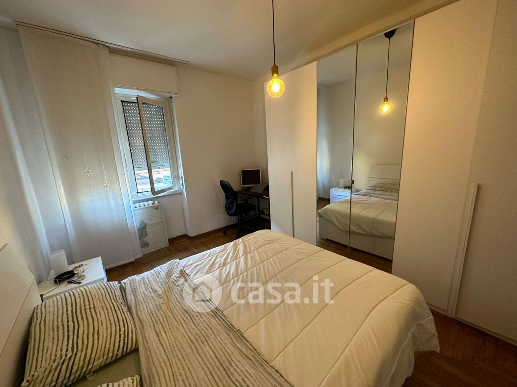 Appartamento in Affitto in Via Val Strona 6 a Milano
