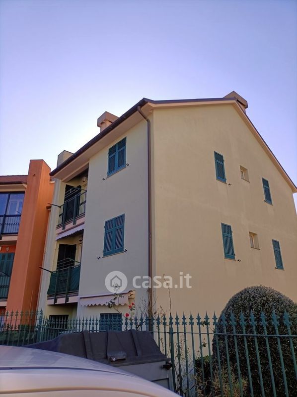 Appartamento in Vendita in Via Edoardo Garrone 30 a Genova