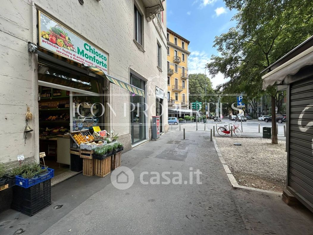 Negozio/Locale commerciale in Affitto in Via Cadore a Milano