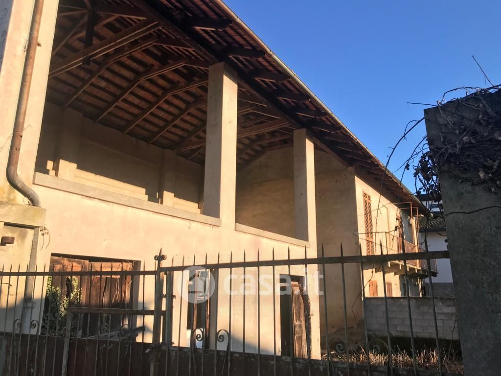 Rustico/Casale in Vendita in Via Thaon de Revel 1 a Vercelli