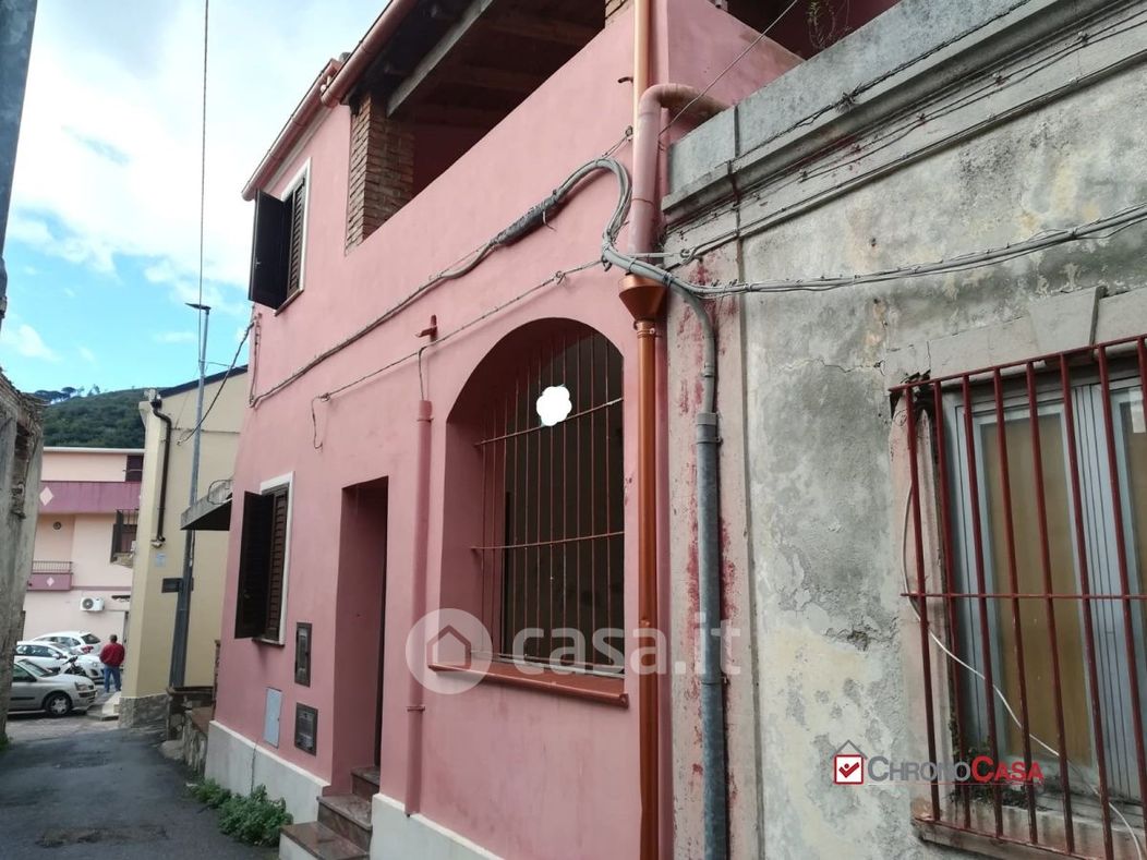 Rustico/Casale in Vendita in SP50 a Messina