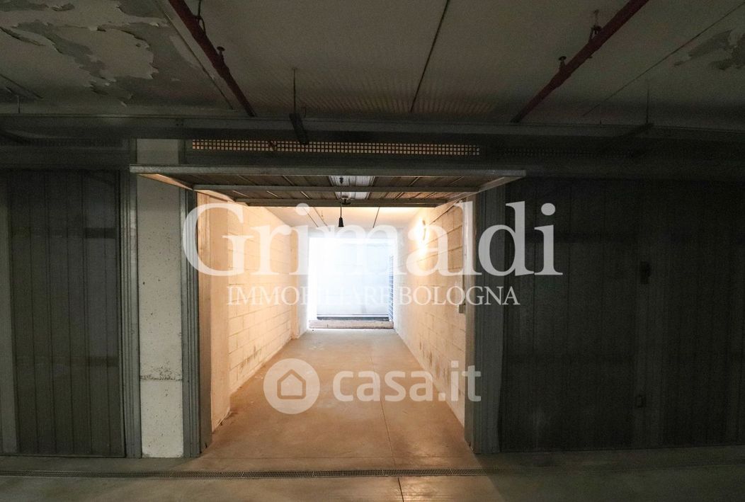 Garage/Posto auto in Vendita in Via Attilio Muggia a Bologna