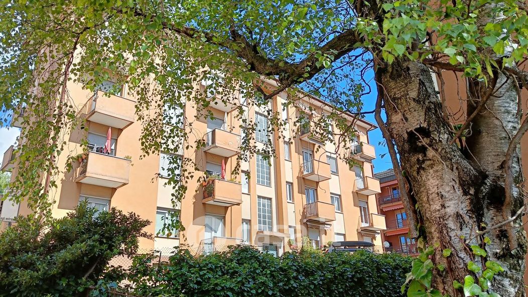 Appartamento in Vendita in Via Enrico Cernuschi 95 a Varese