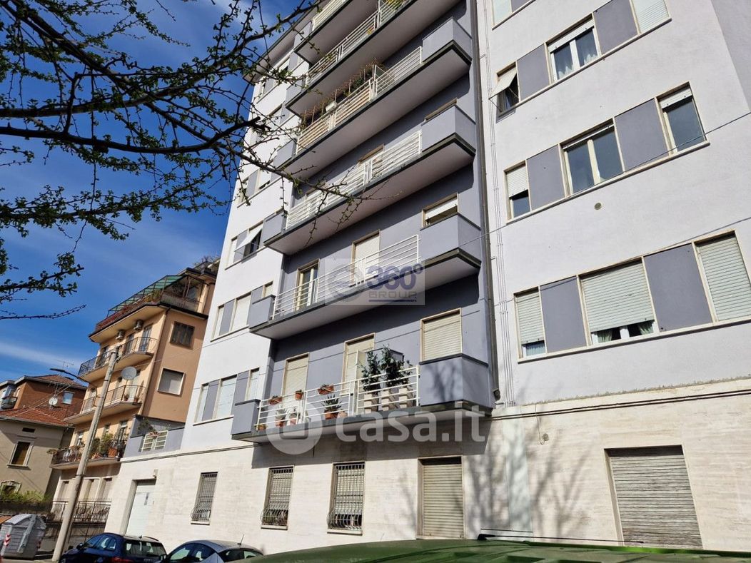Appartamento in Vendita in Via Alessandro Manzoni a Brescia