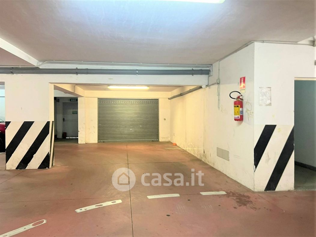 Garage/Posto auto in Affitto in a Catanzaro