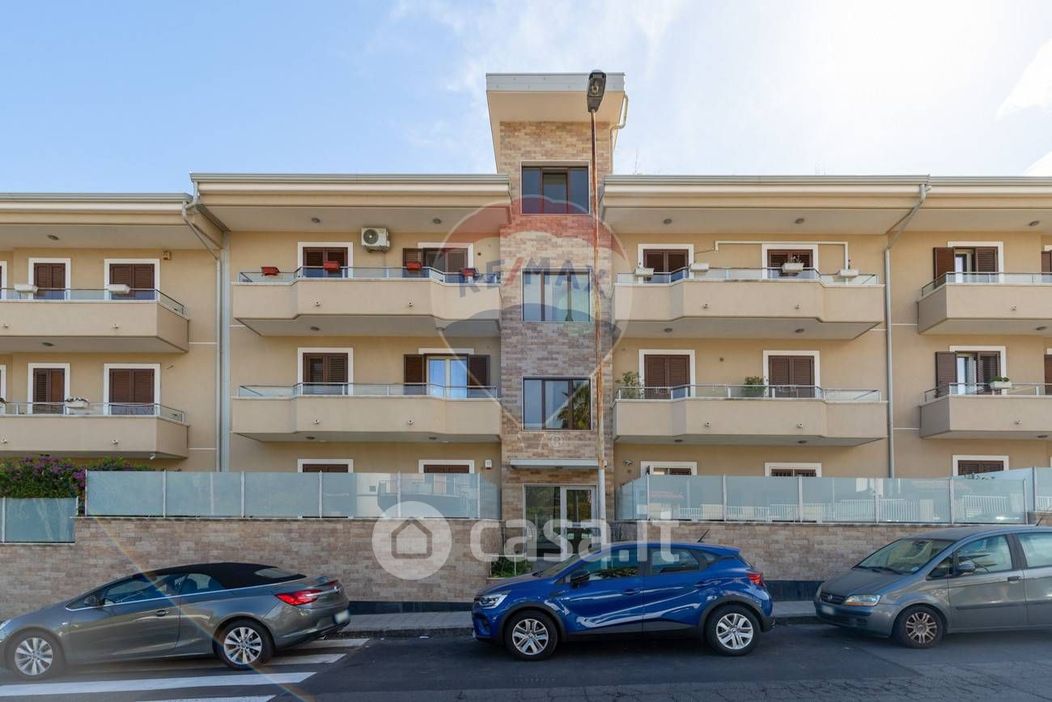 Appartamento in Vendita in Via San Paolo 119 a Gravina di Catania