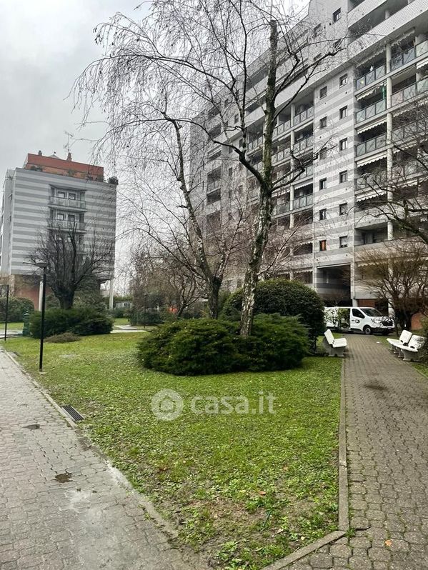 Appartamento in Affitto in Via Cividale del Friuli 15 a Milano