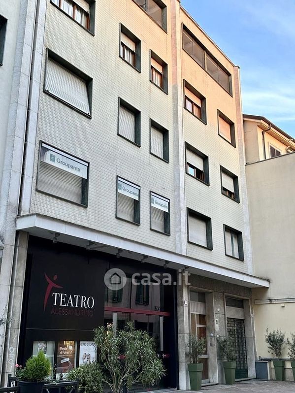 Appartamento in Vendita in Via Giuseppe Verdi a Alessandria