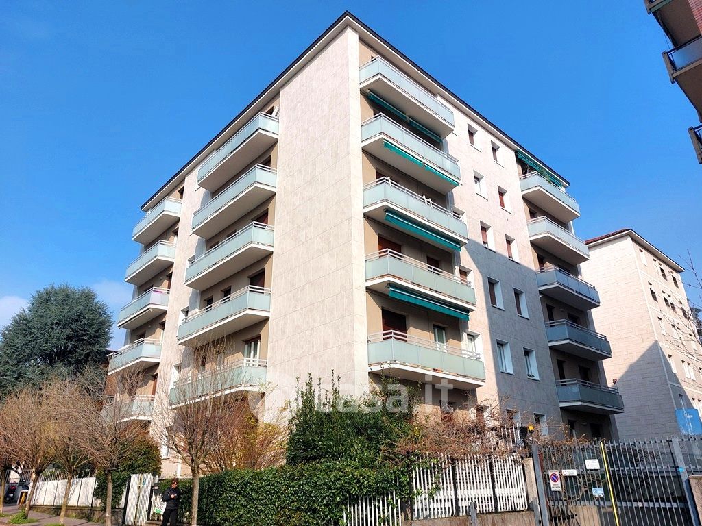 Appartamento in Vendita in Via Legionari in Polonia 33 a Bergamo