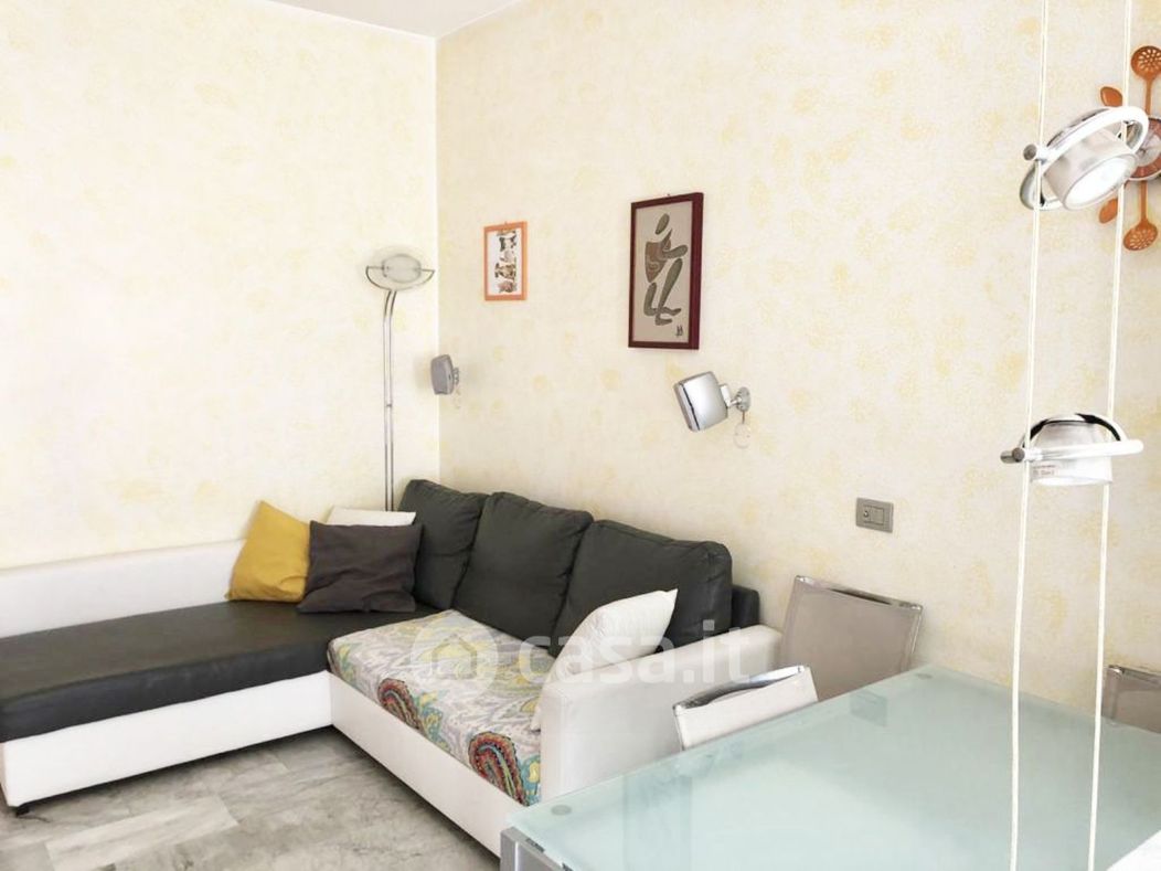 Appartamento in Affitto in Via Privata Piero Martinetti a Milano