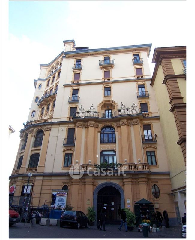 Appartamento in Vendita in Via Cimarosa 37 a Napoli