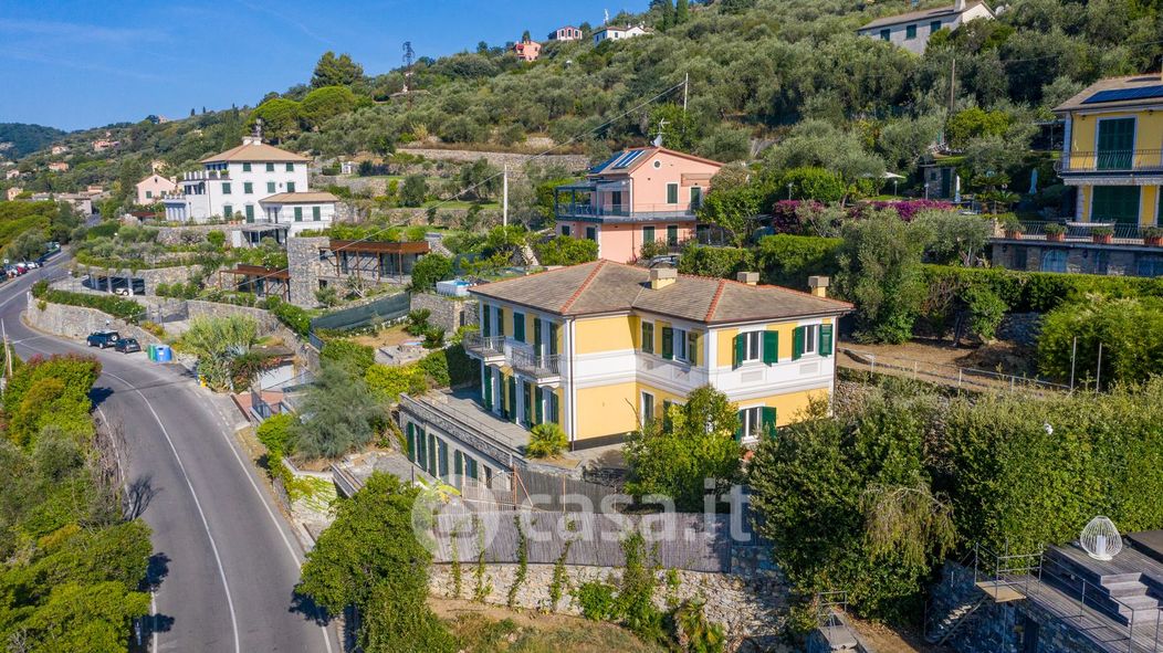 Villa in Vendita in Via aurelia a Santa Margherita Ligure