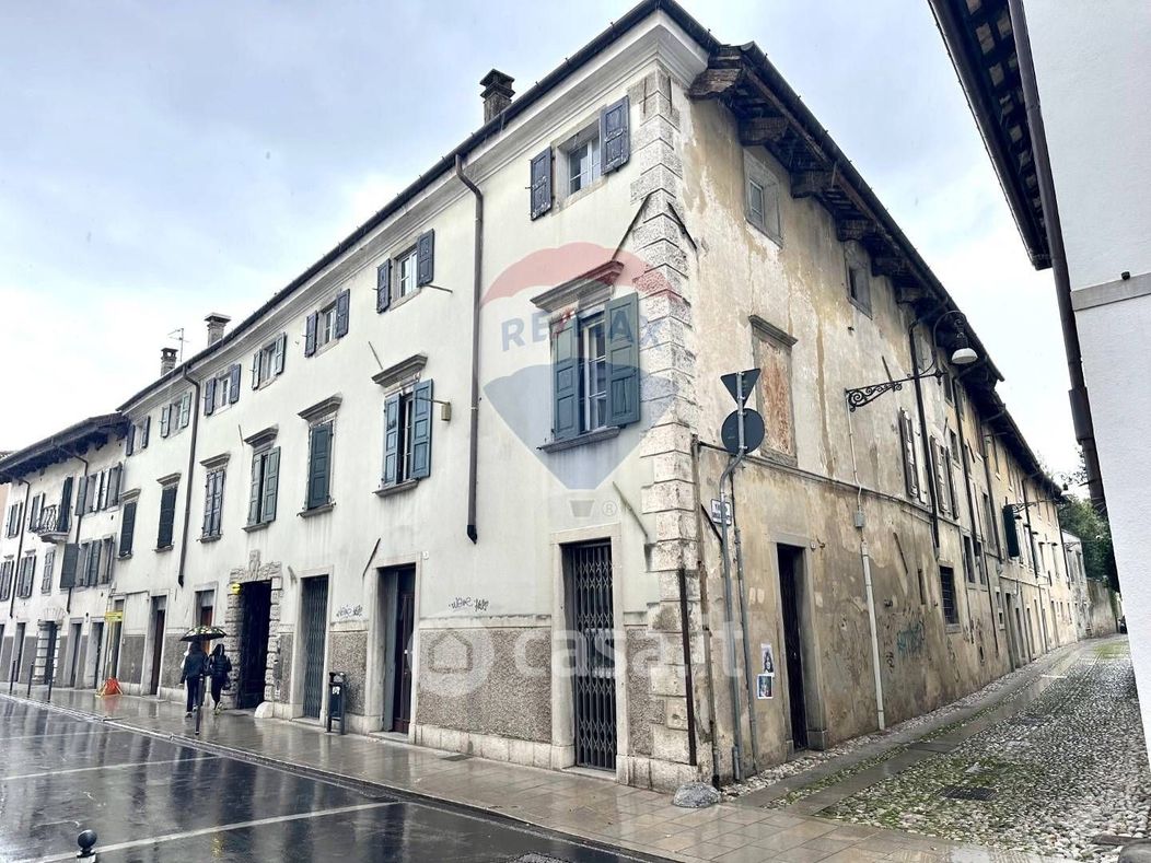 Casa indipendente in Vendita in Via Francesco Mantica 26 a Udine