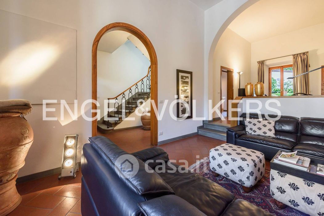 Appartamento in Vendita in Via Senese a Firenze