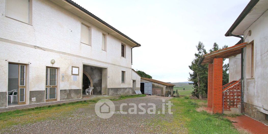 Rustico/Casale in Vendita in Via Braccio di Valicorbi 1 a Crespina Lorenzana