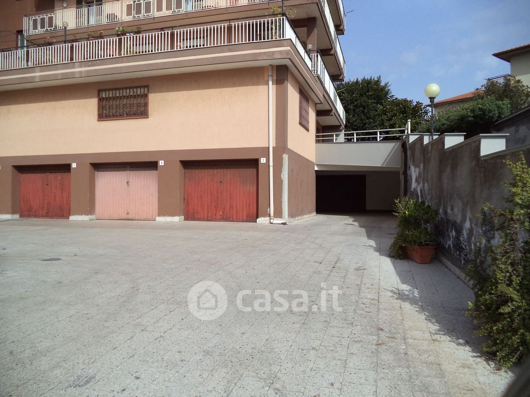 Garage/Posto auto in Vendita in Via gramsci 53 a Gravina di Catania