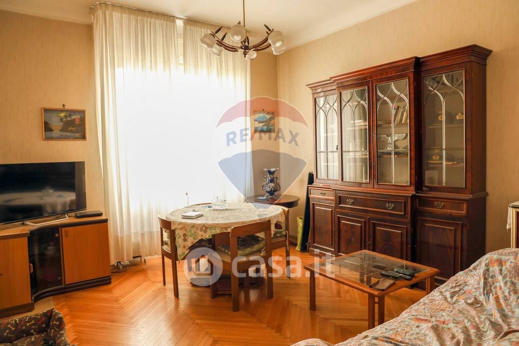 Appartamento in Vendita in Via Casimiro Donadoni 11 a Trieste