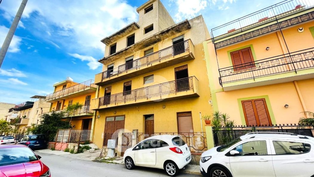 Appartamento in Vendita in Via Giuseppe Galeano 5 a Palermo