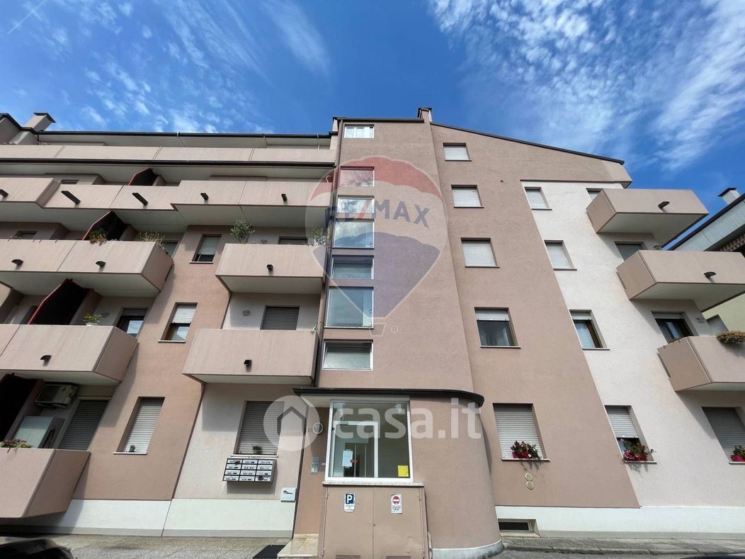 Appartamento in Vendita in Via Vittorio Bachelet 23 a Vicenza