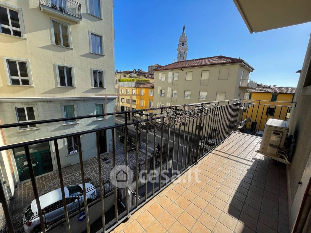 Appartamento in Vendita in Via Sant'Alessandro a Bergamo