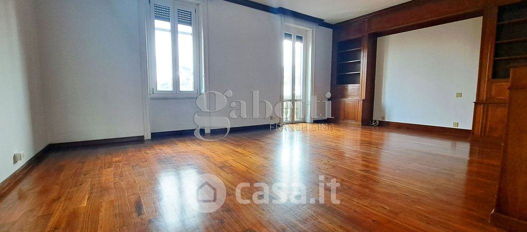 Appartamento in Affitto in Via Francesco Albani 27 a Milano
