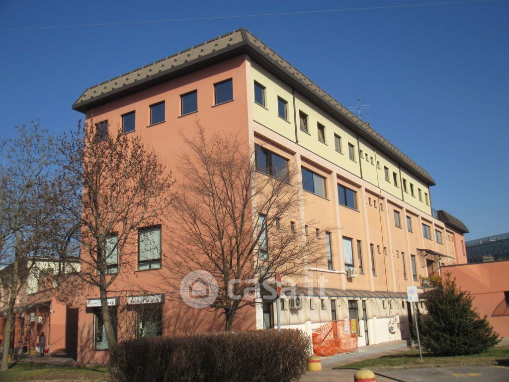 Ufficio in Vendita in Via Angelo Moro a San Donato Milanese