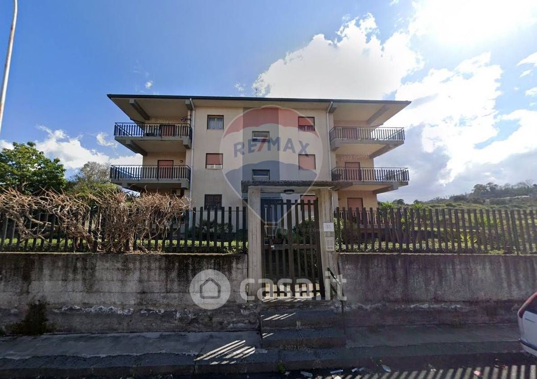 Appartamento in Vendita in Via Ettore Maiorana 31 a Aci Catena
