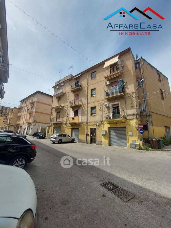Appartamento in Vendita in Via Salvati 43 a Caltanissetta