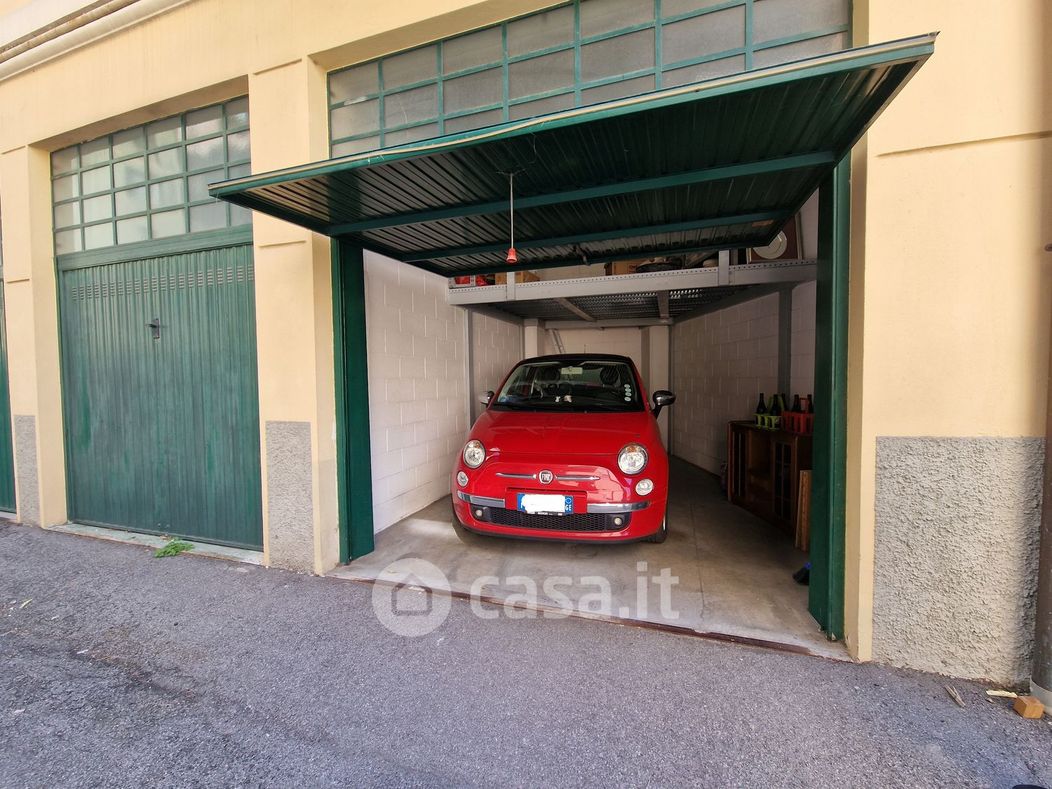 Garage/Posto auto in Vendita in Via Luciano Zamperini 11 a Genova