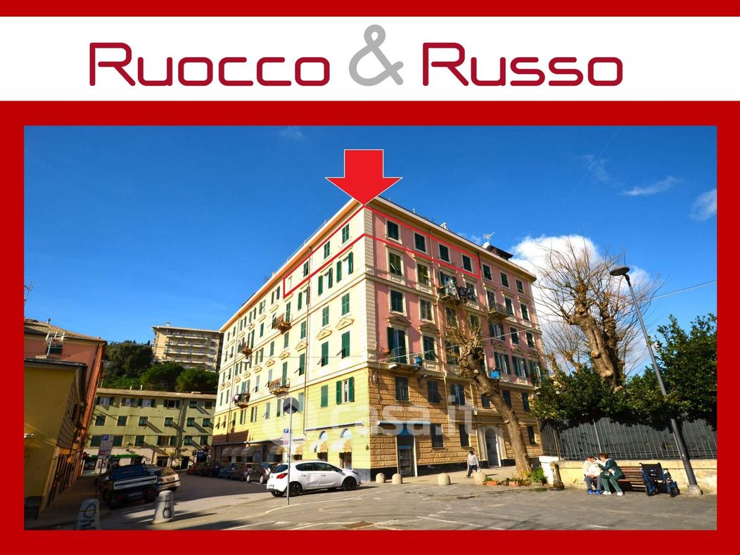Appartamento in Vendita in Piazza Romagnosi a Genova