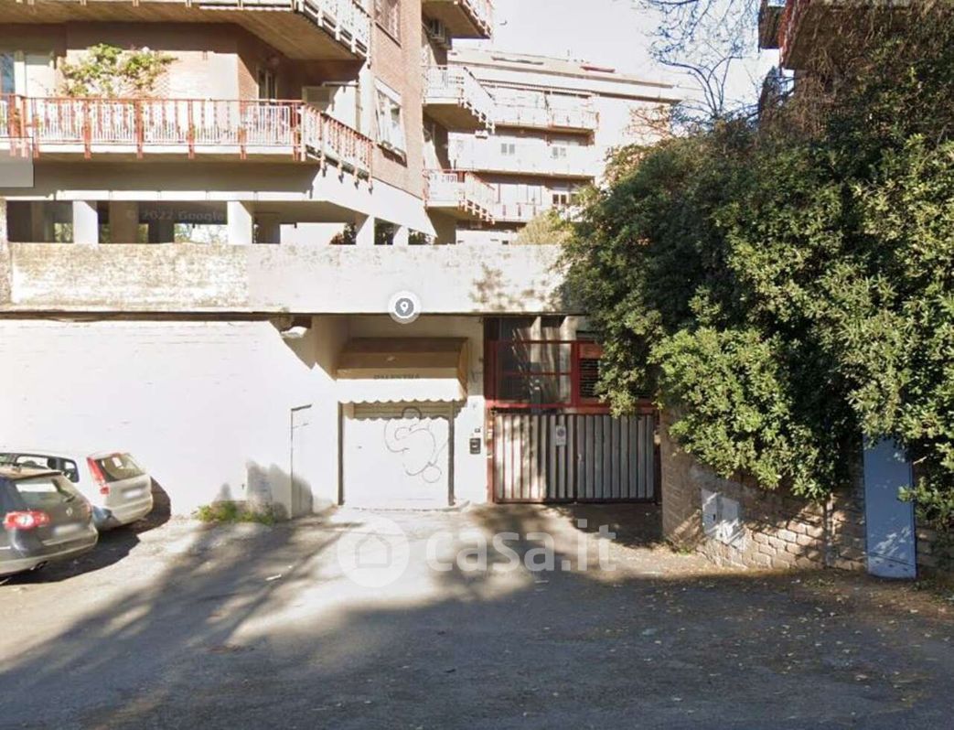 Garage/Posto auto in Affitto in Via del Calicetto a Roma