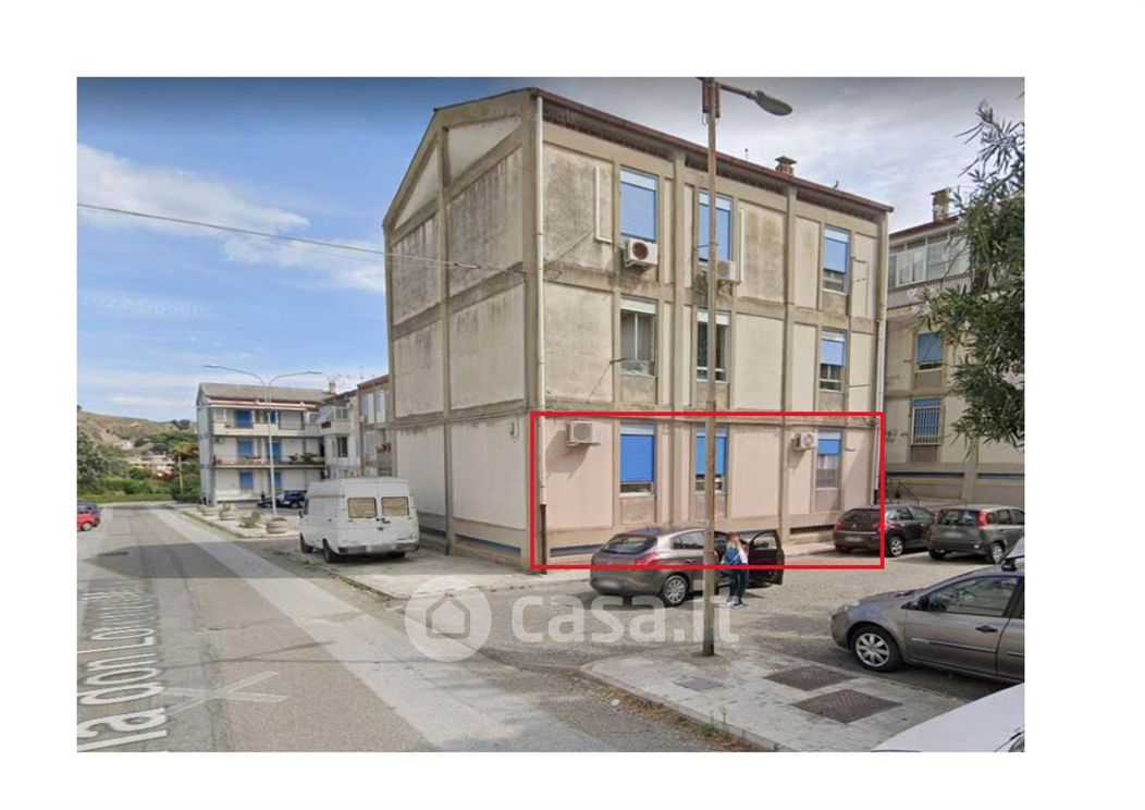Appartamento in Vendita in Strada 174 A a Messina