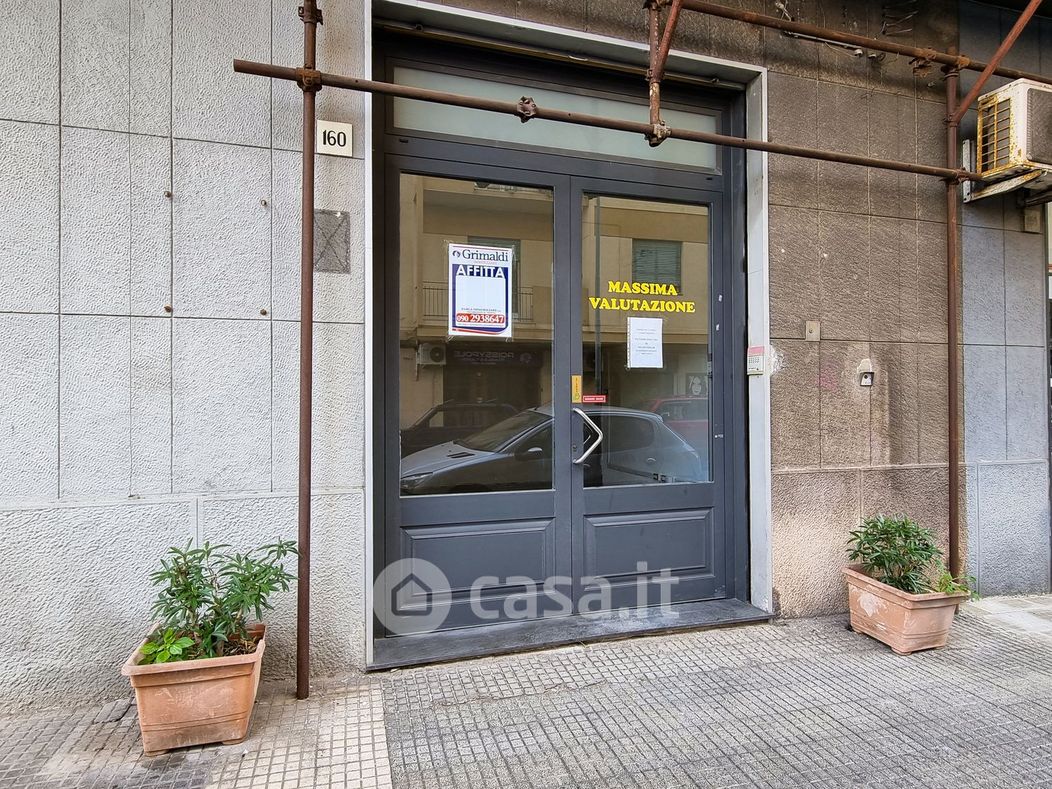 Negozio/Locale commerciale in Affitto in Via Ettore Lombardo Pellegrino 160 a Messina