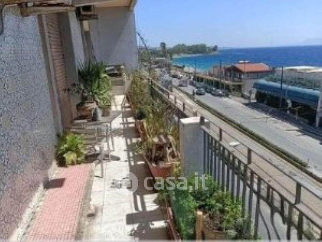 Appartamento in Vendita in Viale della Libertà 189 a Messina