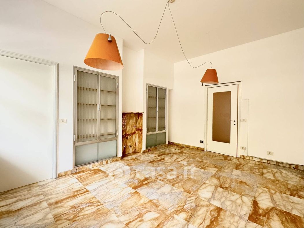 Appartamento in Vendita in Via Francesco Melzi d'Eril a Milano