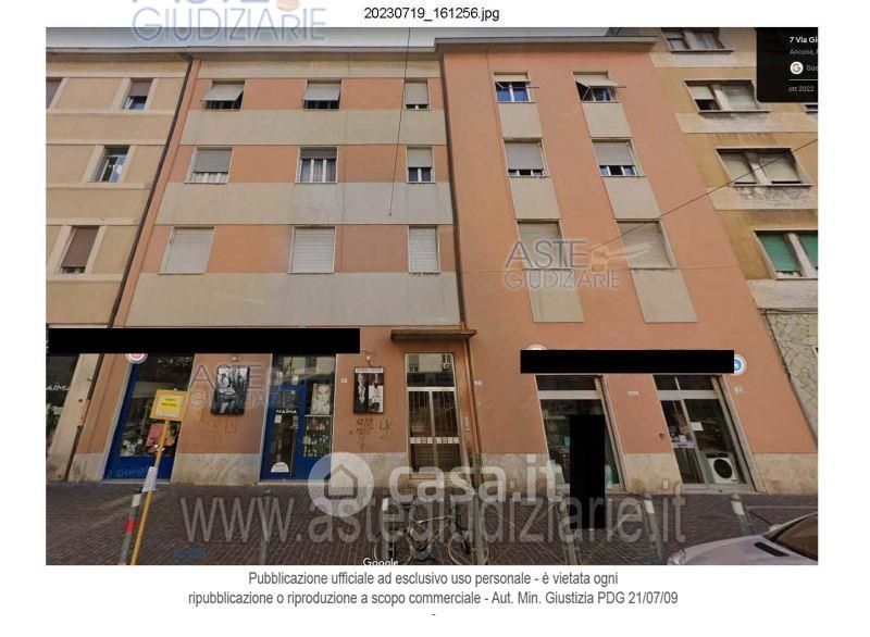 Appartamento in Vendita in Via Giordano Bruno 7 a Ancona
