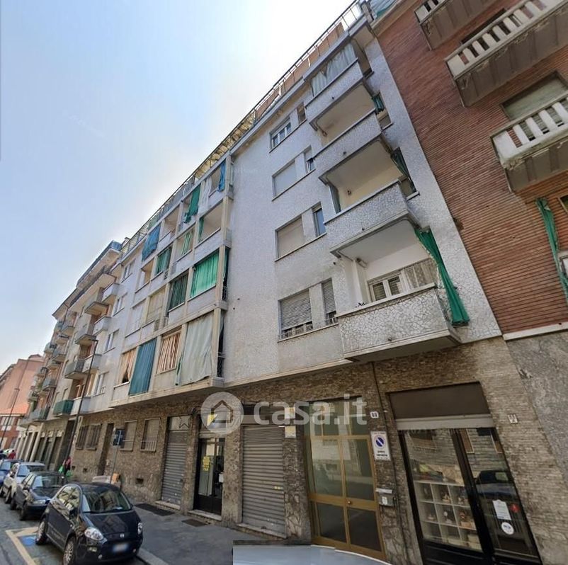 Appartamento in Vendita in Via Monte Rosa 88 a Torino
